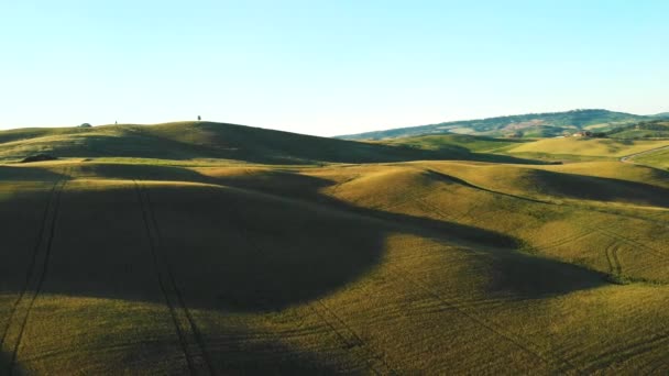 Increíble Vista Aérea Campiña Toscana Sinuoso Camino Temporada Primavera Italia — Vídeos de Stock