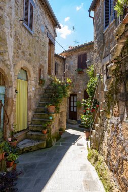 Tuscany, İtalya 'nın küçük bir kasabasının caddeleri