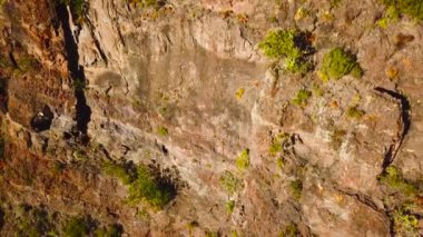 Masca, Tenerife, Kanarya Adaları, İspanya kayalarda yükseklikten görüntülemek.