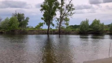 Nehir akışı, zaman atlamalı