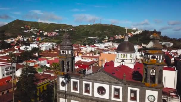 Vista da altura da Catedral e da paisagem urbana San Cristobal De La Laguna, Tenerife, Ilhas Canárias, Espanha — Vídeo de Stock