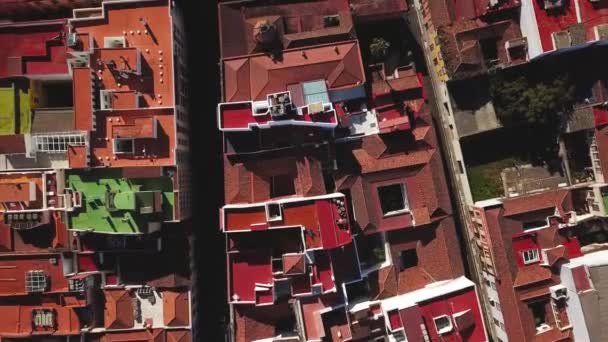 Вид сверху на дома в San Cristobal De La Laguna, Tenerife, Канарские острова, Испания — стоковое видео