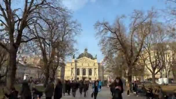리에 브, 우크라이나-2018 년 11 월 3 일: Lviv의 역사적인 센터의 보기. Hyperlapse — 비디오