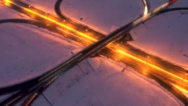 Vista Aérea Tráfego Cidade Uma Junção Rodoviária Noite Hiperlapso — Vídeo de Stock