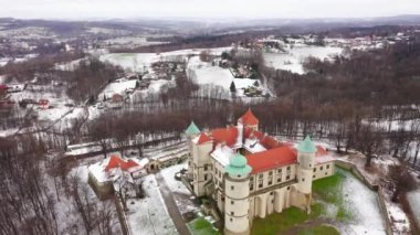 Kışın, Polonya Nowy Wisnicz kalede yükseklikten görüntülemek