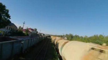 Hızlı ve manevra kabiliyetli nakliye arabaları..