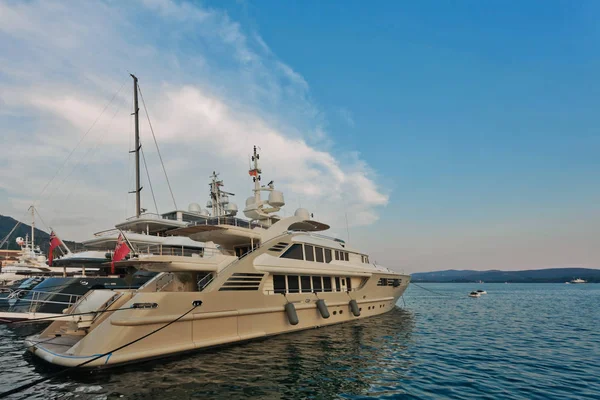 Barcos Vela Marina Pôr Sol Tivat Montenegro — Fotografia de Stock