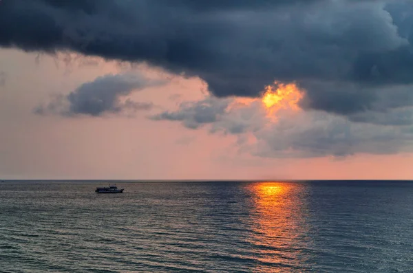 Pôr Sol Tropical Sombrio Praia Tailândia — Fotografia de Stock