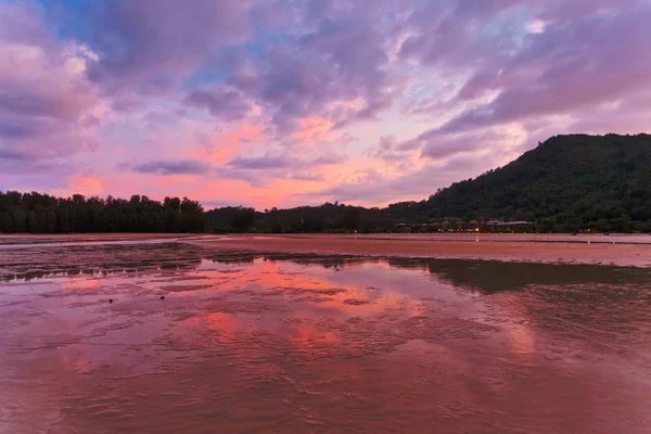 Tropical Beach Ebb Time Sunset Background Nai Yang Beach Phuket — Stock Photo, Image