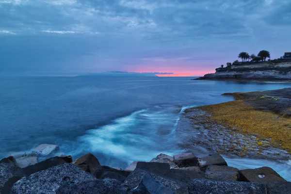 Skały Miejscowej Plaży Pięknym Zachodzie Słońca Costa Adeje Teneryfa Hiszpania — Zdjęcie stockowe