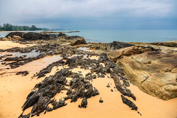 Тропічний Пляж Похмурий Погодний День Провінція Хао Лак Таїланд — стокове фото