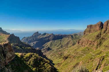 Görünümü, dağlar, gökyüzü ve atmosfer Tenerife, Kanarya Adaları, İspanya 
