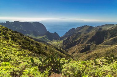 Görünümü, dağlar, gökyüzü ve atmosfer Tenerife, Kanarya Adaları, İspanya 