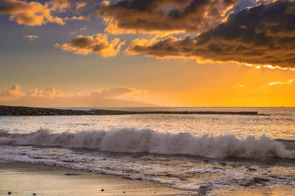 Τροπική Παραλία Στο Όμορφο Ηλιοβασίλεμα Costa Adeje Τενερίφη Ισπανία — Φωτογραφία Αρχείου