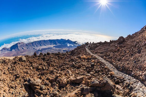 Widok Szczytu Wulkanu Teide Otoczony Słynnym Morzem Chmur Teneryfa Wyspa — Zdjęcie stockowe