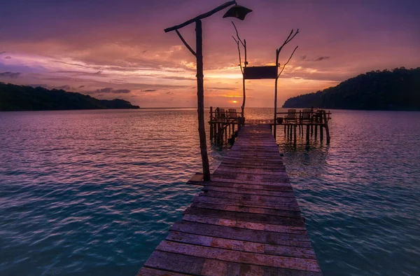 Coucher Soleil Sur Plage Jetée Koh Kood Île Thaïlande — Photo