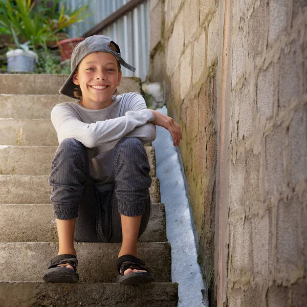 Happy Teenager Outdoors Smiling Boy — Stock Photo, Image