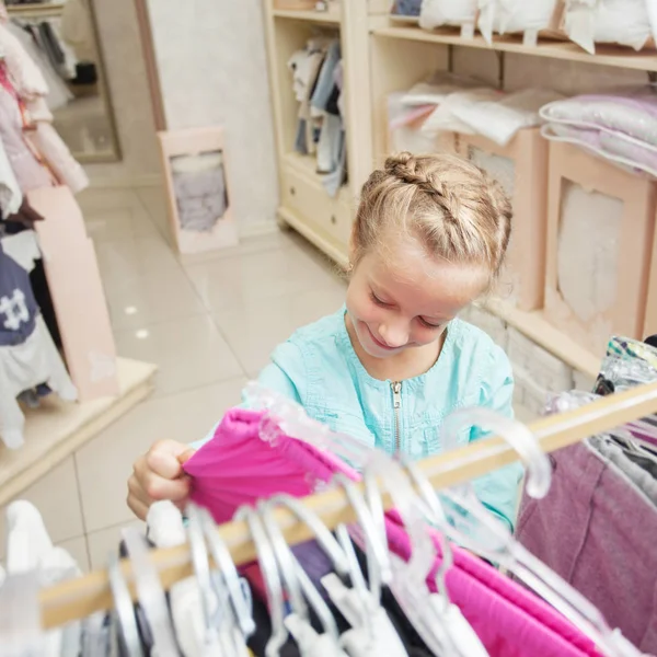 Child Children Store Happy Girl Choosing Clothes — Stock Photo, Image