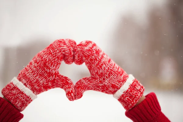 Heart of mittens — Stock Photo, Image