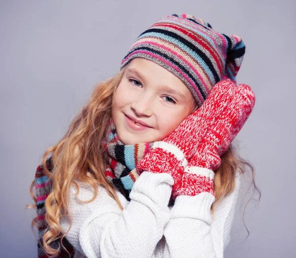 Girl in winter clothes — Stock Photo, Image