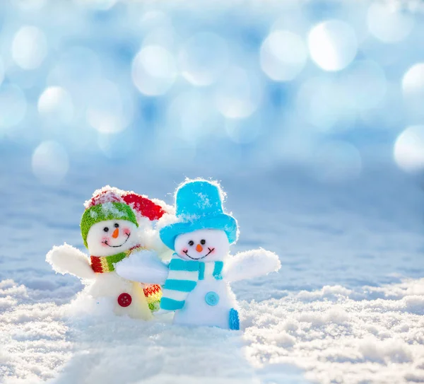 Schneemann auf Schnee — Stockfoto