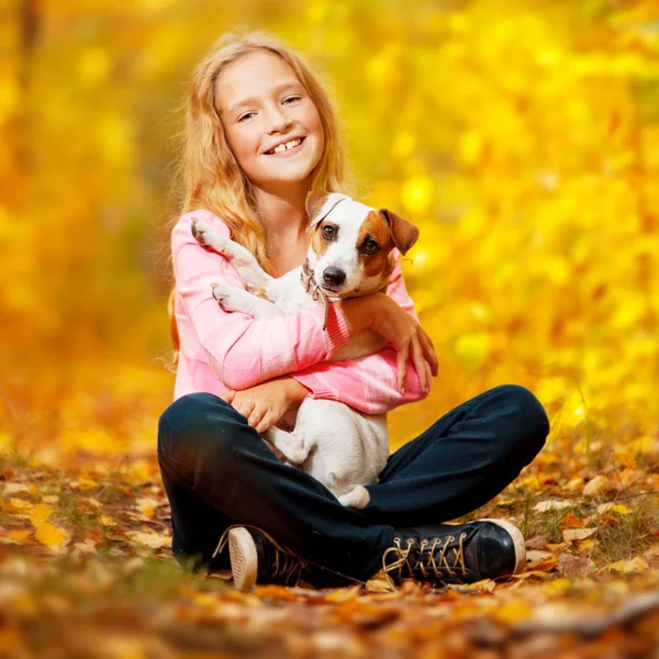 Girl with dog — Stock Photo, Image