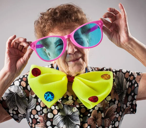Lustige alte Frau — Stockfoto