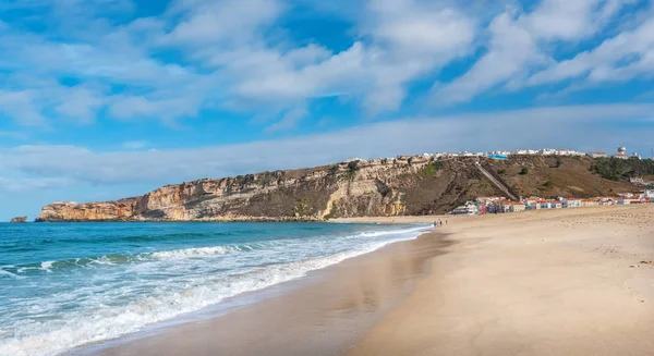 Vista Panoramica Sulla Spiaggia Praia Nazare Nazare Distretto Leiria Portogallo — Foto Stock