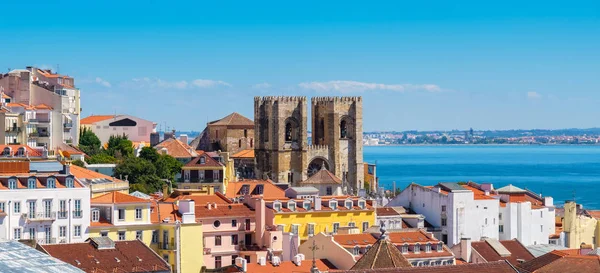 Střechy Výhledem Lisabon Výtah Santa Justa Portugalsko Evropa — Stock fotografie