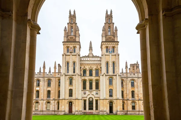 Wszystkie dusze kolegium. Oxford, Anglia — Zdjęcie stockowe