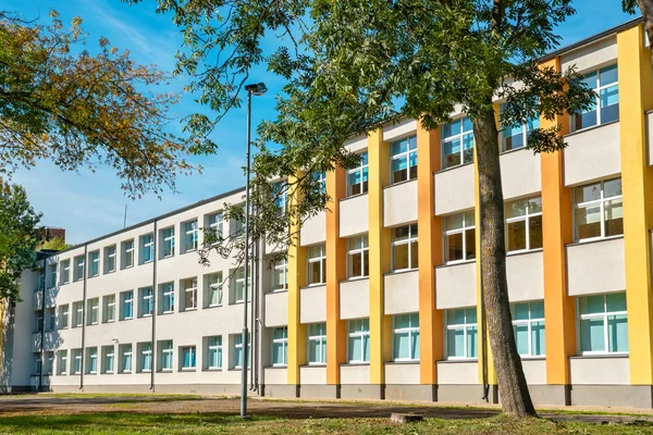 Edificio escolar Imagen de stock