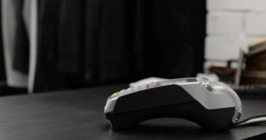 Deposundaki Pin ile kredi kartı Terminal kullanarak