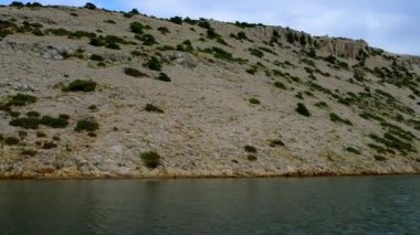 Zrmanja Nehri'nin ağzında. Zrmanja Kuzey Dalmaçya, Hırvatistan ve Güney Lika nehirdir. Adriyatik Denizi Bay akar Zrmanja Novigradsko daha fazla adlı.