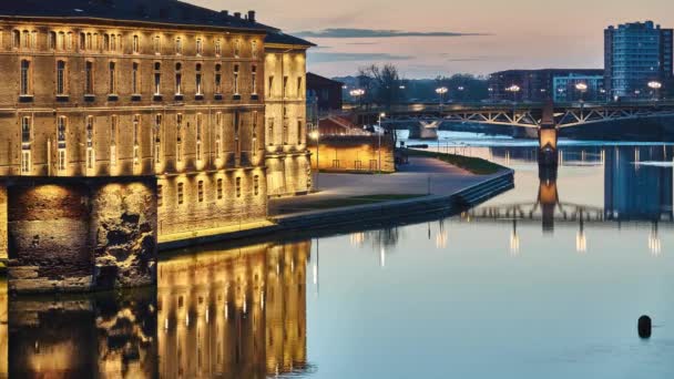 Muzeum historie medicíny ve francouzském Toulouse, vytvořené v roce1983. Muzeum se nachází v hotelu Assezat, kde sídlí naučené společnosti. Sdílí křídlo Viguerie s Muzeem zdravotnických nástrojů. — Stock video