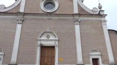 Ferrara, İtalya: Kilisesi, Aziz Benedict doğum Via Porta Po.