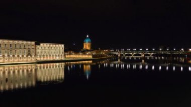 Timelapse: Köprü Saint-Pierre, Toulouse, Fransa Garonne geçer ve bağlar Saint-Pierre için mezar darülaceze yerleştirin. 1987 yılında tamamen yeniden çelik güverte güverte olduğunu.