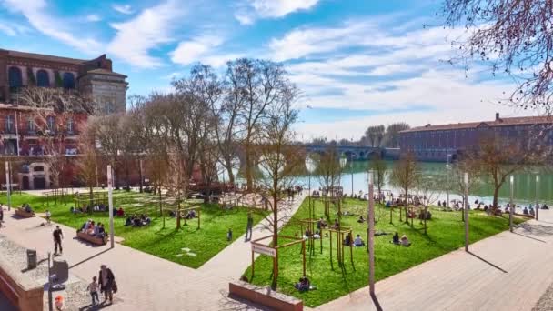 Quai de la Daurade, Toulouse, Frankrike — Stockvideo