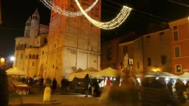 Modena Katedrali belltower Ghirlandina Roma Katolik Katedrali Modena, İtalya, Meryem Varsayım ve Aziz Geminianus adanmış olduğunu. 1184 kutsanan.