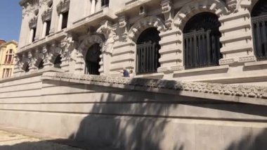 PORTO, PORTUGAL - 12 Nisan 2017: Porto Belediyesi, Portekiz 'deki Porto Belediye Binası' nın şimdiki binasıdır, Correia da Silva Mimarı tarafından tasarlandı ve 1920 yılında inşa edilmeye başlandı..