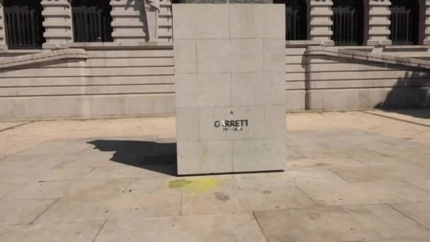 Denkmal Für Almeida Garrett Auffallende Persönlichkeit Des Neunzehnten Jahrhunderts Porto — Stockvideo