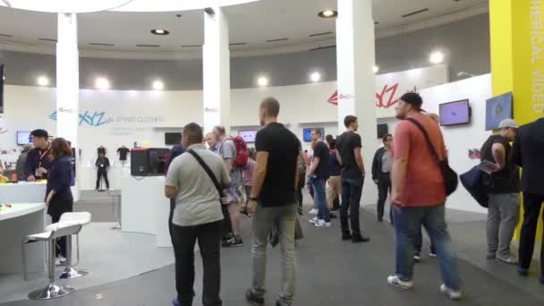 IFA, BERLINO - 5 SETTEMBRE 2016: Stampanti 3D Padiglione alla mostra radiofonica internazionale Berlino, Messe, Germania . — Video Stock