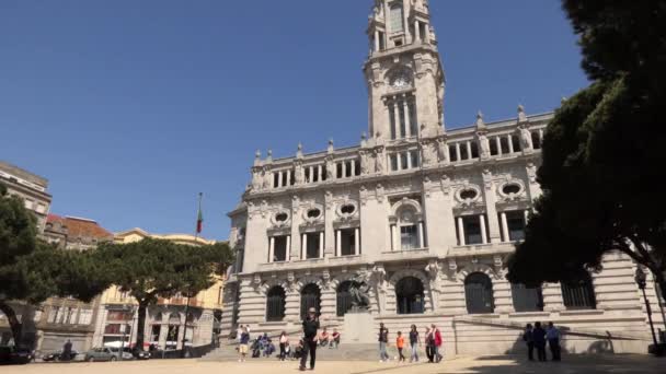 波尔图 Portugal 2017年4月12日 波尔图市的Pacos是葡萄牙波尔图市政厅目前的建筑 由科雷亚 达席尔瓦建筑师设计 1920年开始建造 — 图库视频影像