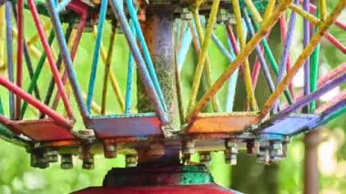 Çocuk atlıkarıncasında merkezi mekanik bölme