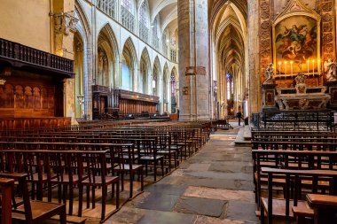 TOULOUSE, FRANCE - 13 Mart 2018 - Toulouse Katedrali (Katedral Saint-Etienne) Fransa 'nın Haute-Garonne kentindeki Toulouse şehrinde bulunan Katolik kilisesidir. Katedral ulusal bir anıttır..