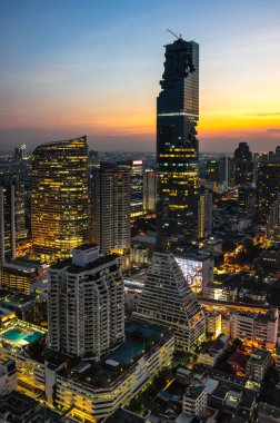 Bangkok, Tayland - 20 Ocak 2017: Gökdelenler orta bölge Bangkok üstten görünüm Sunset'teki, Bangkok, Tayland