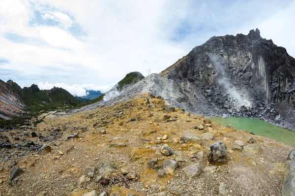 インドネシア スマトラ島の評価を火山の火口 — ストック写真