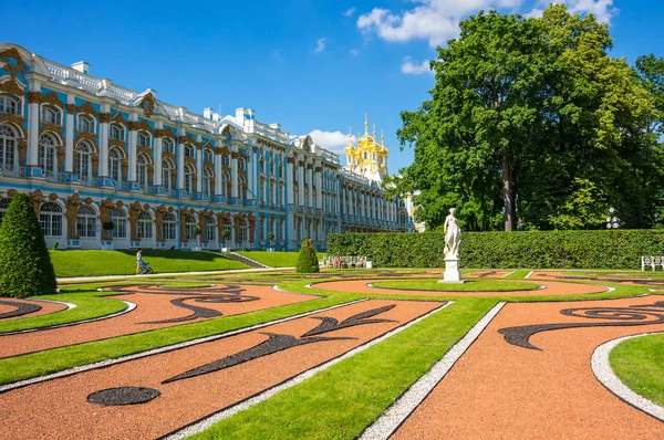 カトリーヌ宮殿 Catherine Palace ロシア サンクトペテルブルクのツァルスコエ Pushkin の町にあるロココ様式の宮殿である — ストック写真