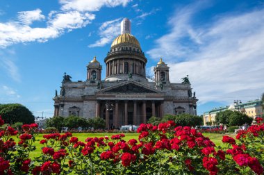 Saint Isaac's Katedrali veya Isaakievskiy Sobor Sankt Petersburg, Rusya, en büyük Rus Ortodoks katedrali kentin olduğunu