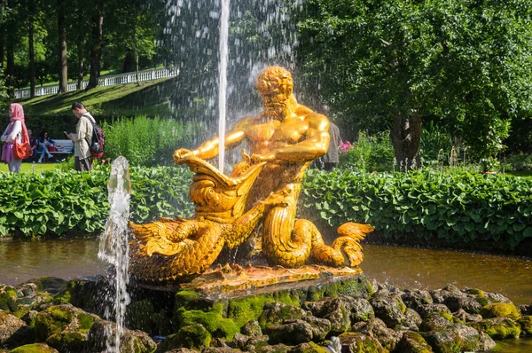 The Triton fountain — Stock Photo, Image