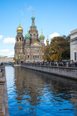 Kan Dökülen Kurtarıcı Kilisesi, Rusya 'nın Saint Petersburg şehrinin en önemli manzaralarından biridir.